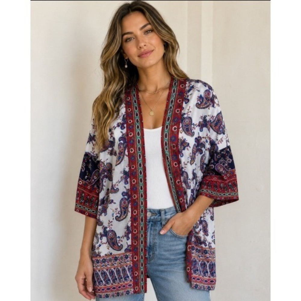 Suzanne Betro Weekend Kimono Medium White Paisley Boho Open Front Cardigan